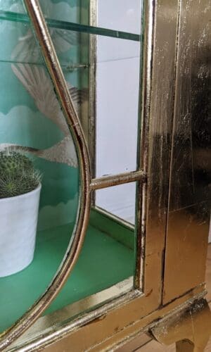 Florence, close up on door and glass