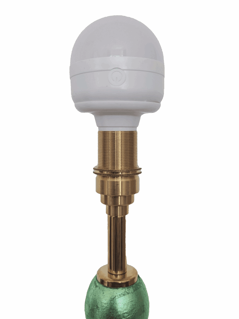 Magnetically attached rechargeable bulb for cordless green table lamp