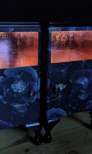 Titania and Oberon with lights on